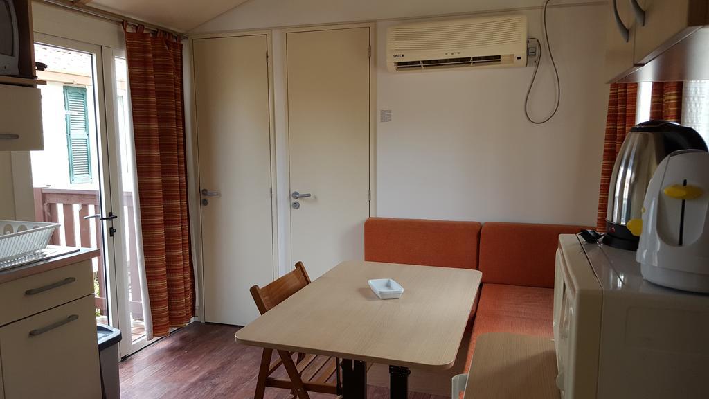 Adriacamp Mobile Homes Rosepineta Rosapineta Exterior photo
